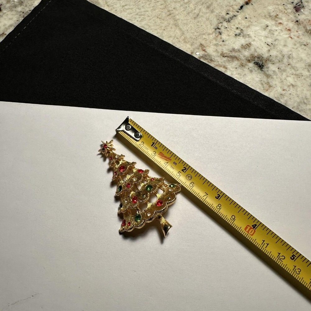 Signed COREL Multi Color Rhinestone Christmas Tree Pin Brooch Gold Tone - Picture 5 of 10